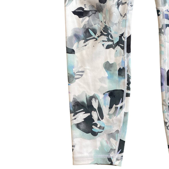 Athleta Stash Pocket Salutation Peony Floral Leggings Small - Picture 9 of 12